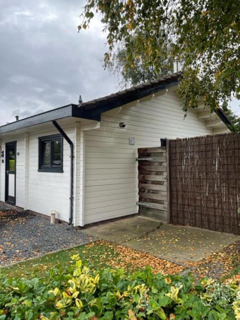 De Genten 2, Vakantiewoning Met Jacuzzi En Sauna 埃尔默洛 外观 照片
